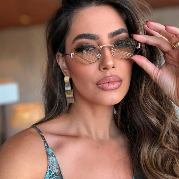 Fendi FIRST CRYSTAL Women Sunglasses Rose Brown Oval FE4075US 28Y NEW AUTHENTIC - Picture 11 of 12